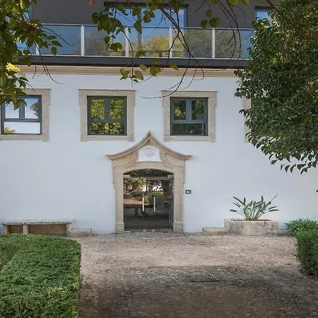 Casa Do Adro De Charme 4*