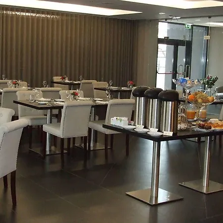 Casa Do Adro De Charme 4* 페레이라도제제레