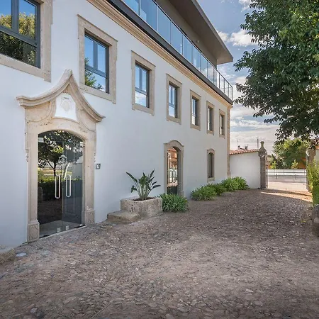 Casa Do Adro De Charme Ferreira do Zêzere